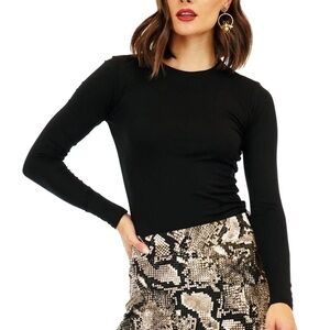 NWT Classic Women’s Black Long Sleeve Top Size M